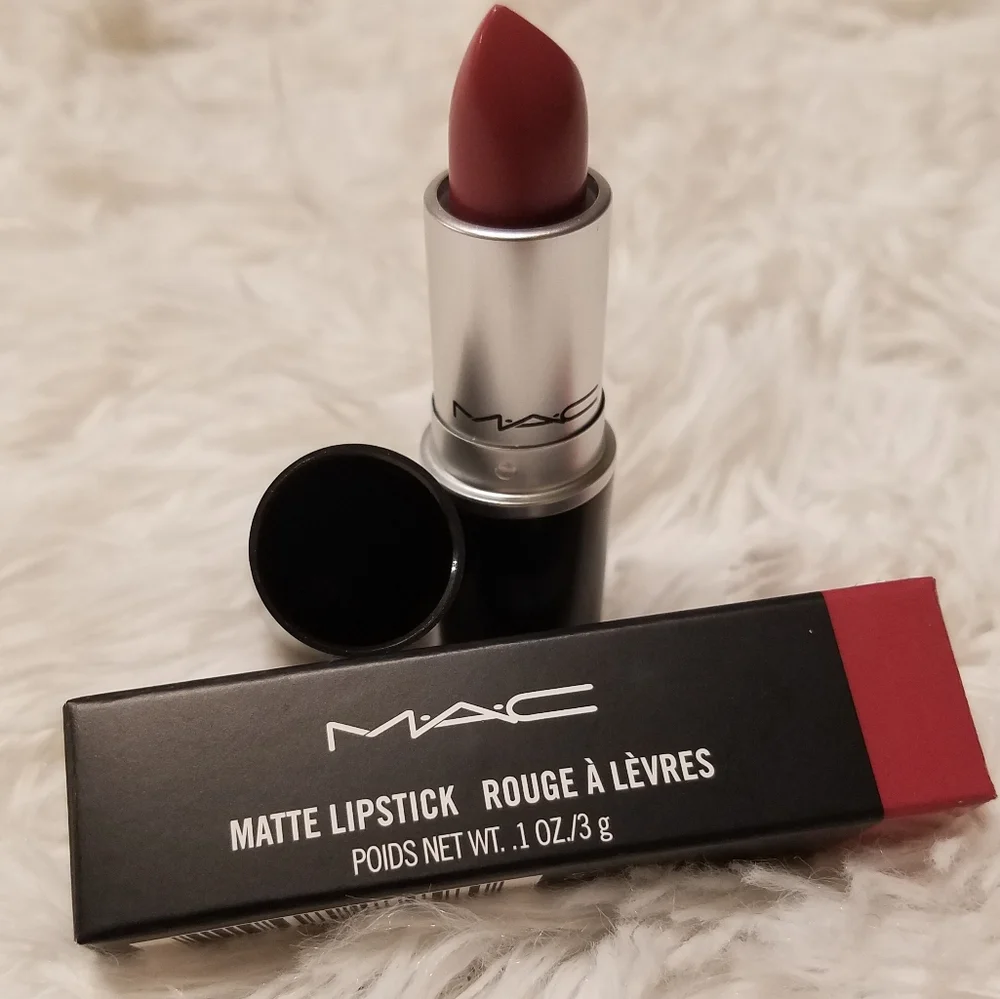 🆕 MAC MATTE LIPSTICK MEHR💄(MID-TONE MAUVE)